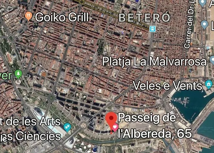 Loft En La Ciudad De Ciencias Y Cerca De La Playa Appartement *