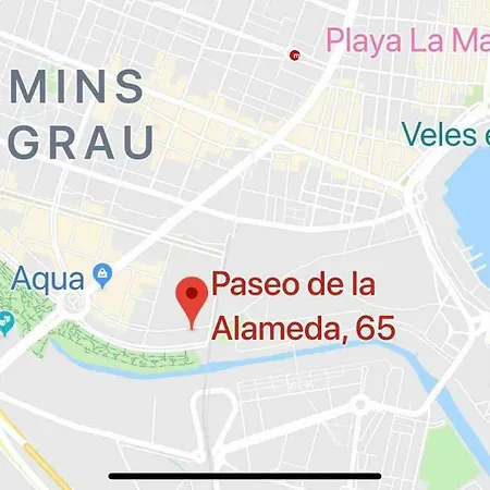 Loft En La Ciudad De Ciencias Y Cerca De La Playa Διαμέρισμα *